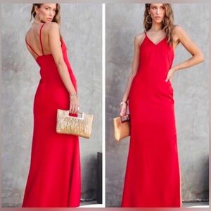 VICI “Evianna” long red satin maxi dress with slit NEW Retail $79 🎉sale Medium